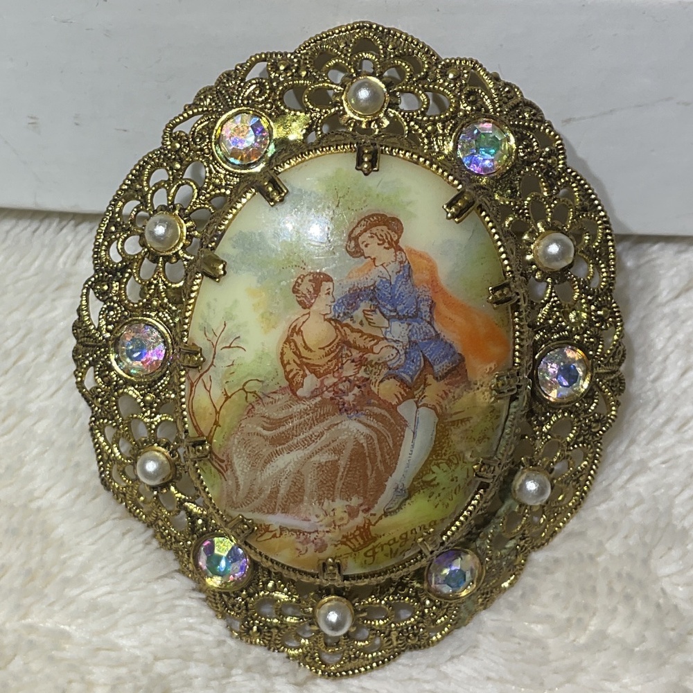 Vintage Stunning Brooch Filigree Victorian Porcelain Courting Couple Jewel Pearl